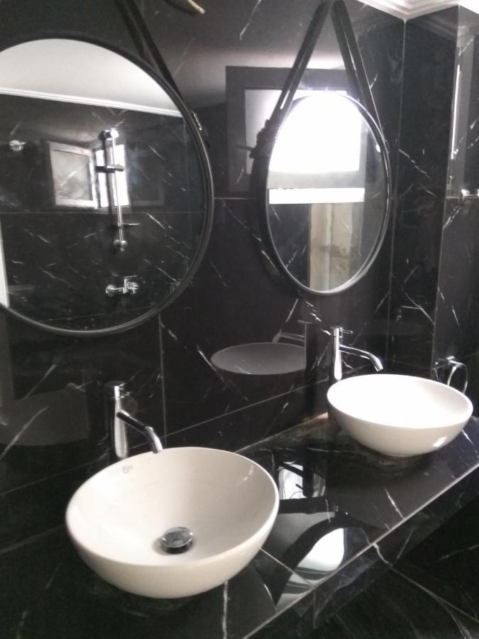 Nafpaktos Beach Luxury Suites Экстерьер фото