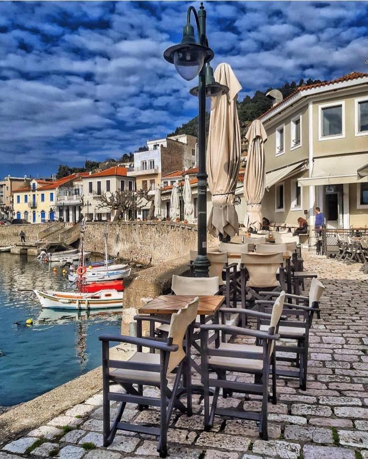Nafpaktos Beach Luxury Suites Экстерьер фото
