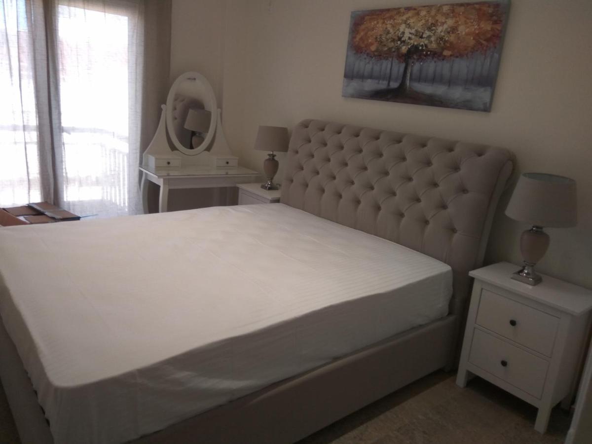 Nafpaktos Beach Luxury Suites Экстерьер фото