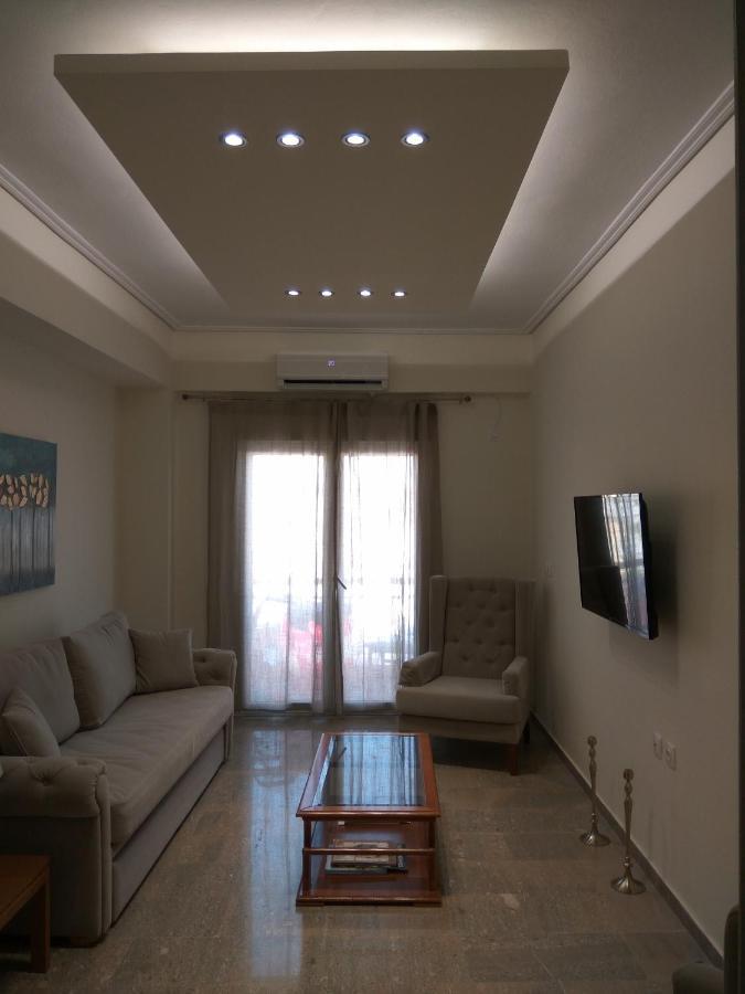 Nafpaktos Beach Luxury Suites Экстерьер фото