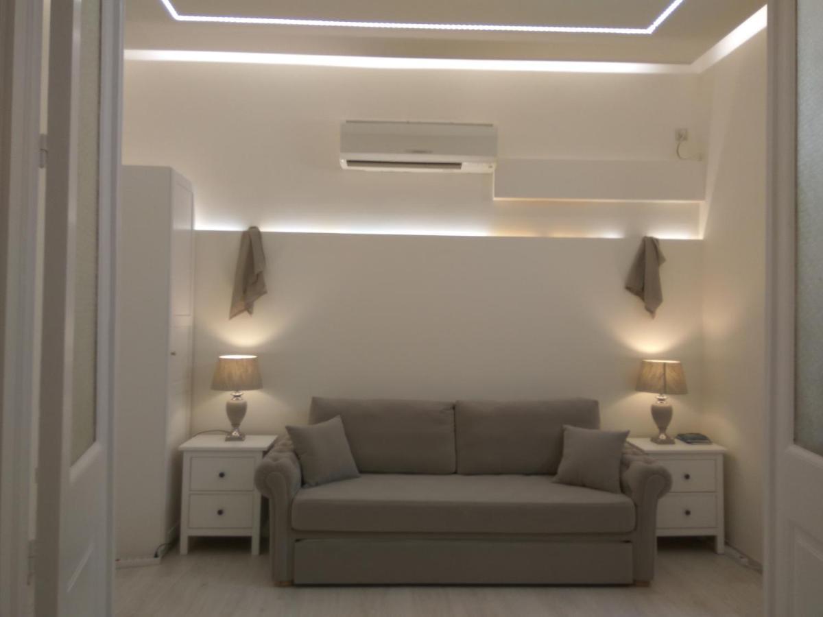 Nafpaktos Beach Luxury Suites Экстерьер фото
