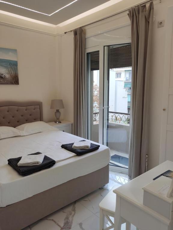 Nafpaktos Beach Luxury Suites Экстерьер фото